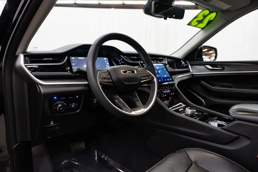Used 2023 Black Jeep 4xe image 27