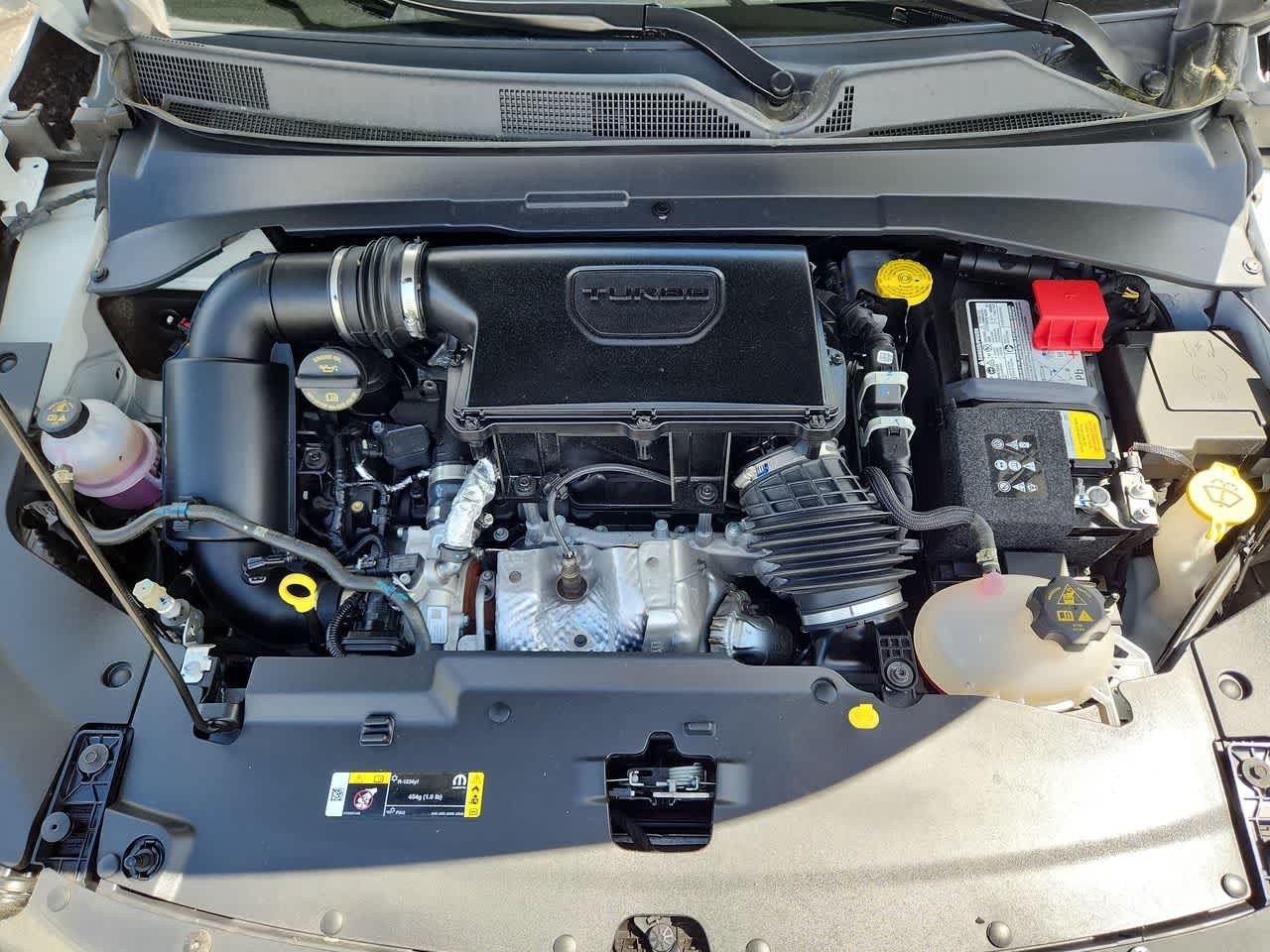 Used 2025 Bright White Clearcoat Jeep Trailhawk image 11