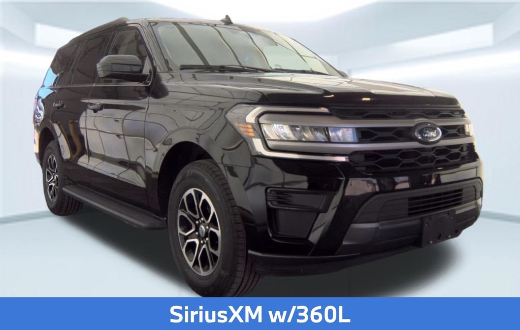 Used 2024 Black Ford XLT image 5