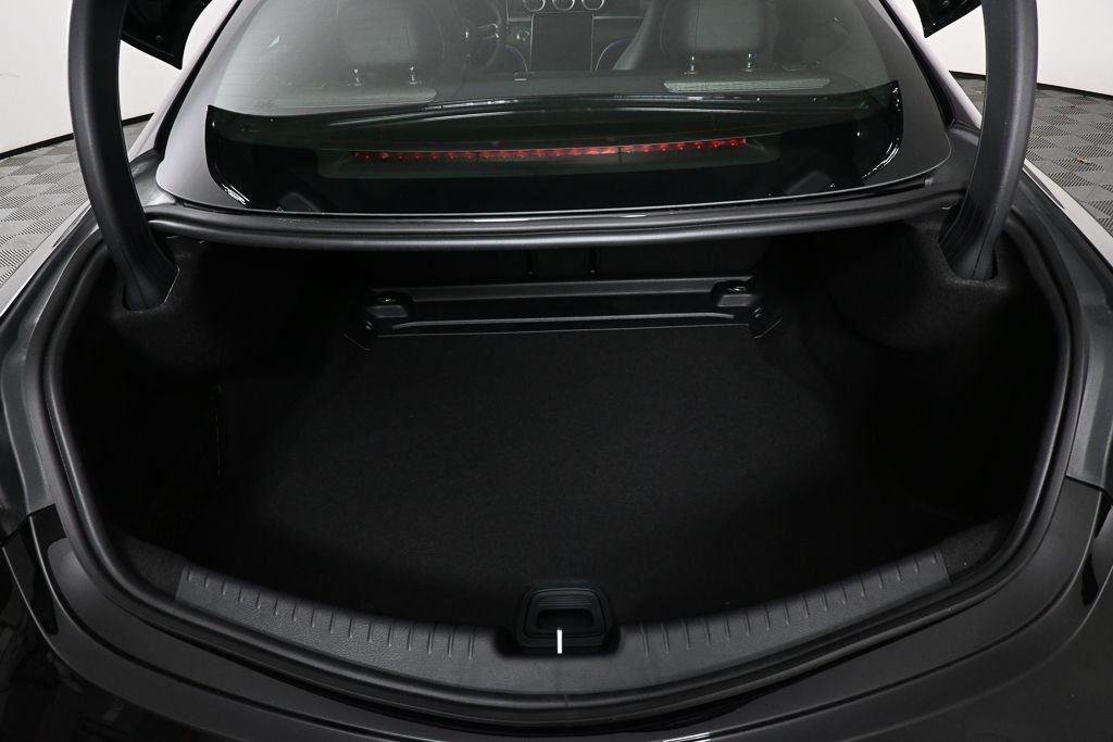 New 2026 Obsidian Black Metallic Mercedes-Benz CLE 300 image 27