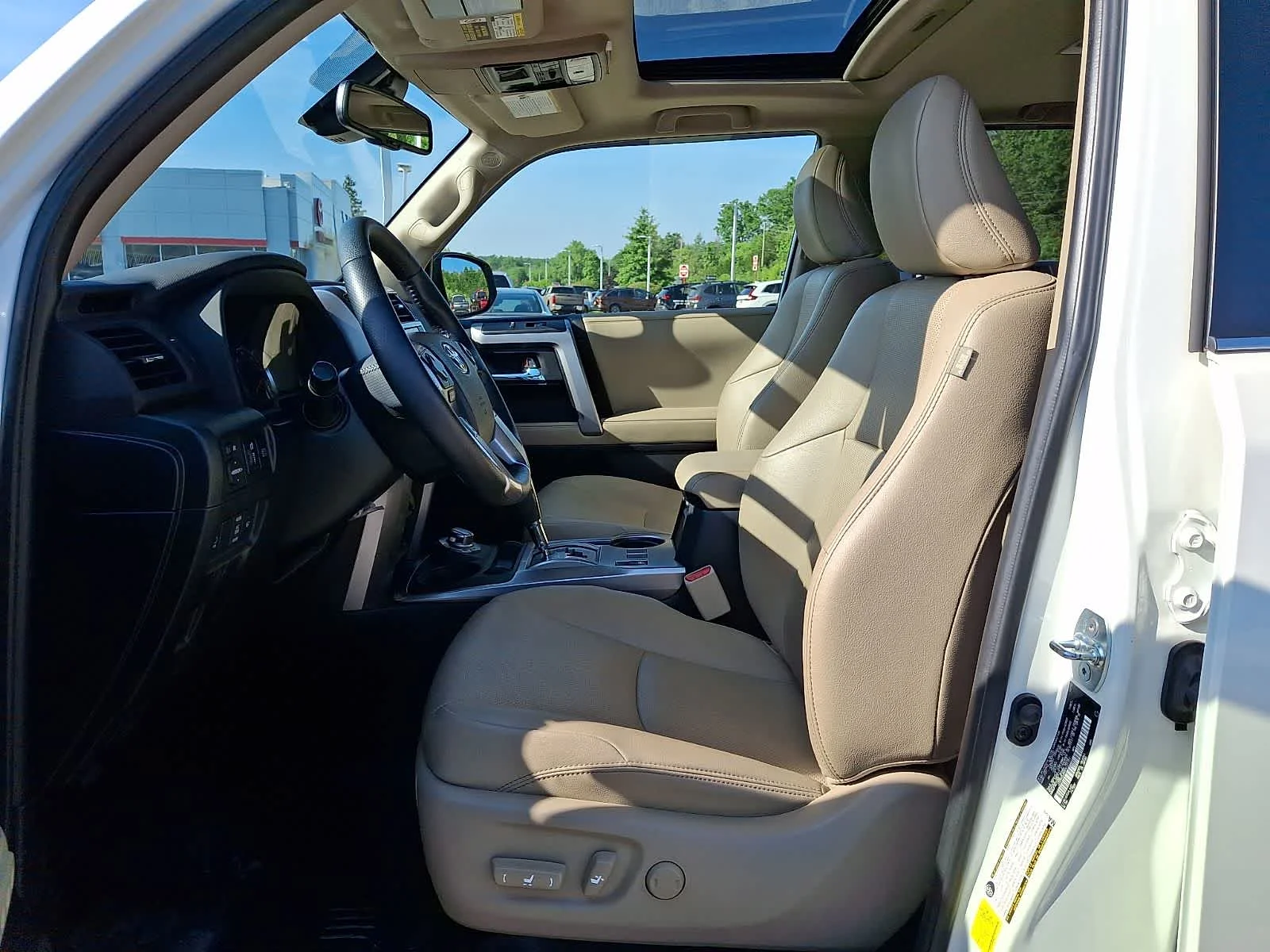 Certified Used 2023 Blizzard Pearl Toyota Limited image 17