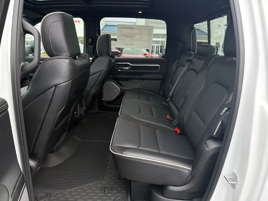 2026 RAM 1500 Laramie - Photo 25