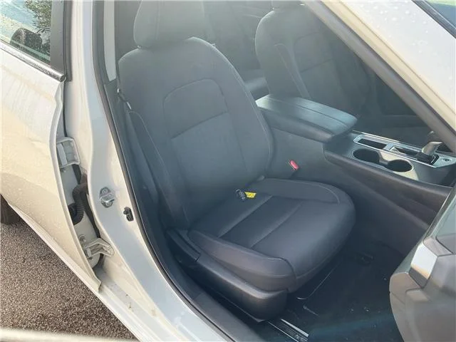 Used 2025 Pearl White Tricoat Nissan SV image 29