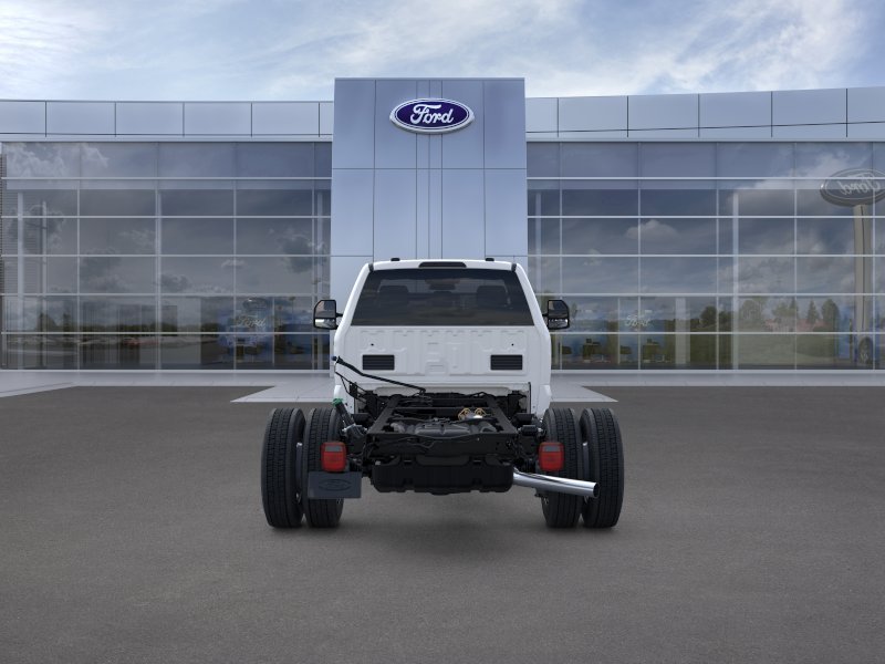 2025 Ford F-550 Super Duty Chassis Cab XL - Photo 30