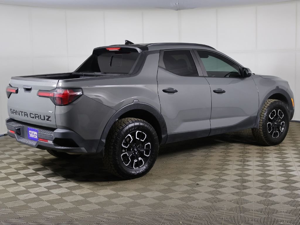 Used 2024 Gray Hyundai SEL image 11