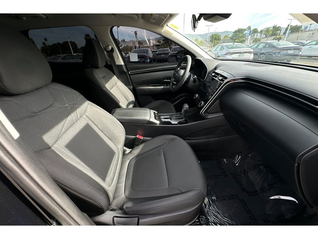 Used 2022 Phantom Black Hyundai SEL image 19