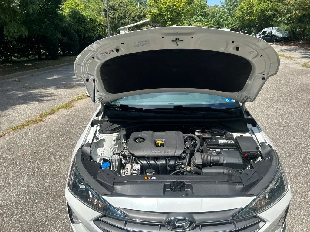 Used 2020 White Hyundai Value Edition image 12