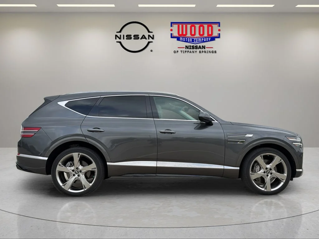 Used 2023 Himalayan Gray Genesis 2.5T image 2