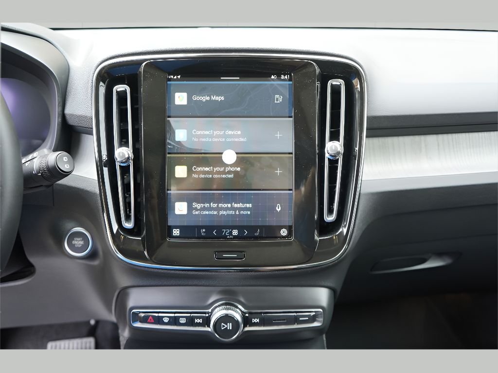 2025 Volvo XC40 Plus - Photo 15