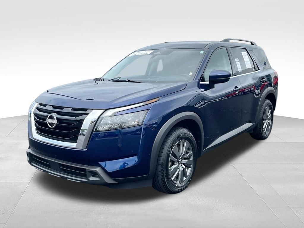 Used 2025 Blue Nissan SV image 5