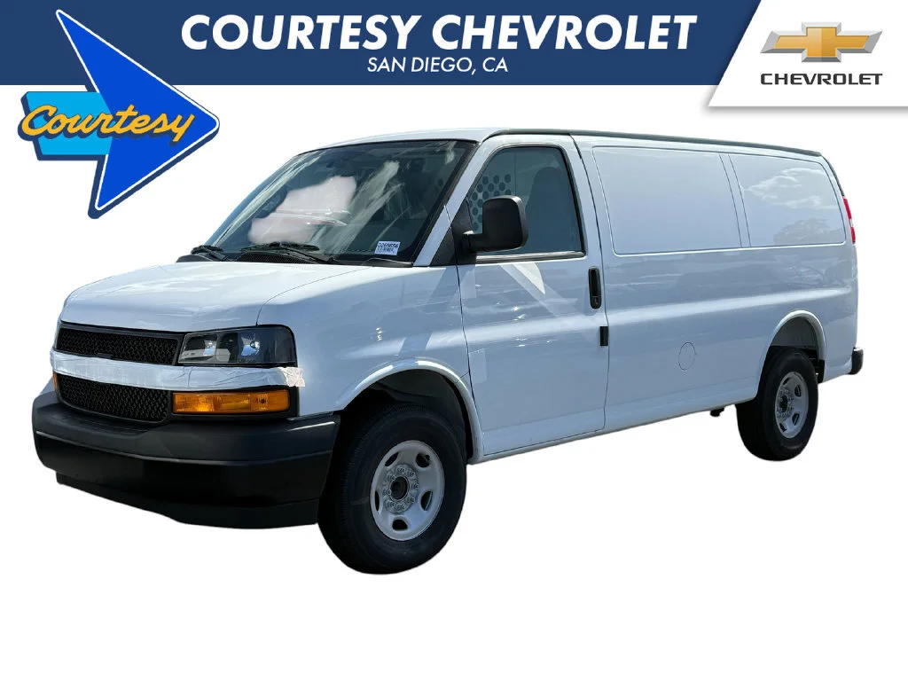 New 2026 Summit White Chevrolet WT image 1