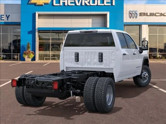 New 2025 Summit White GMC Pro image 4