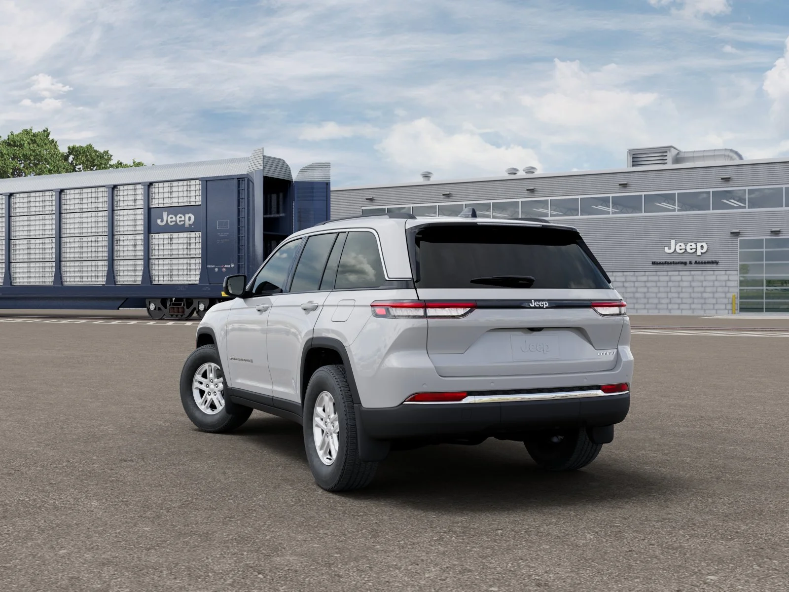 New 2025 Bright White Clear-Coat Exterior Paint Jeep Laredo image 4