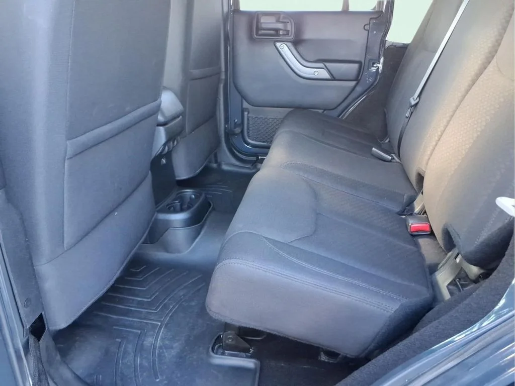 Used 2017 Black Jeep Unlimited Sport image 16