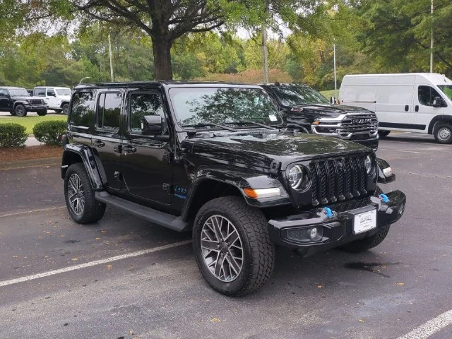 Used 2022 Black Jeep Unlimited Sahara 4xe image 7