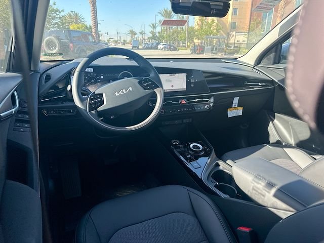 New 2026 Steel Gray Kia WIND image 22