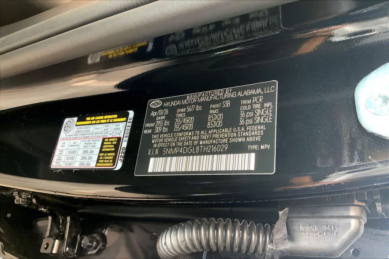 New 2026 Phantom Black Hyundai Limited AWD image 19