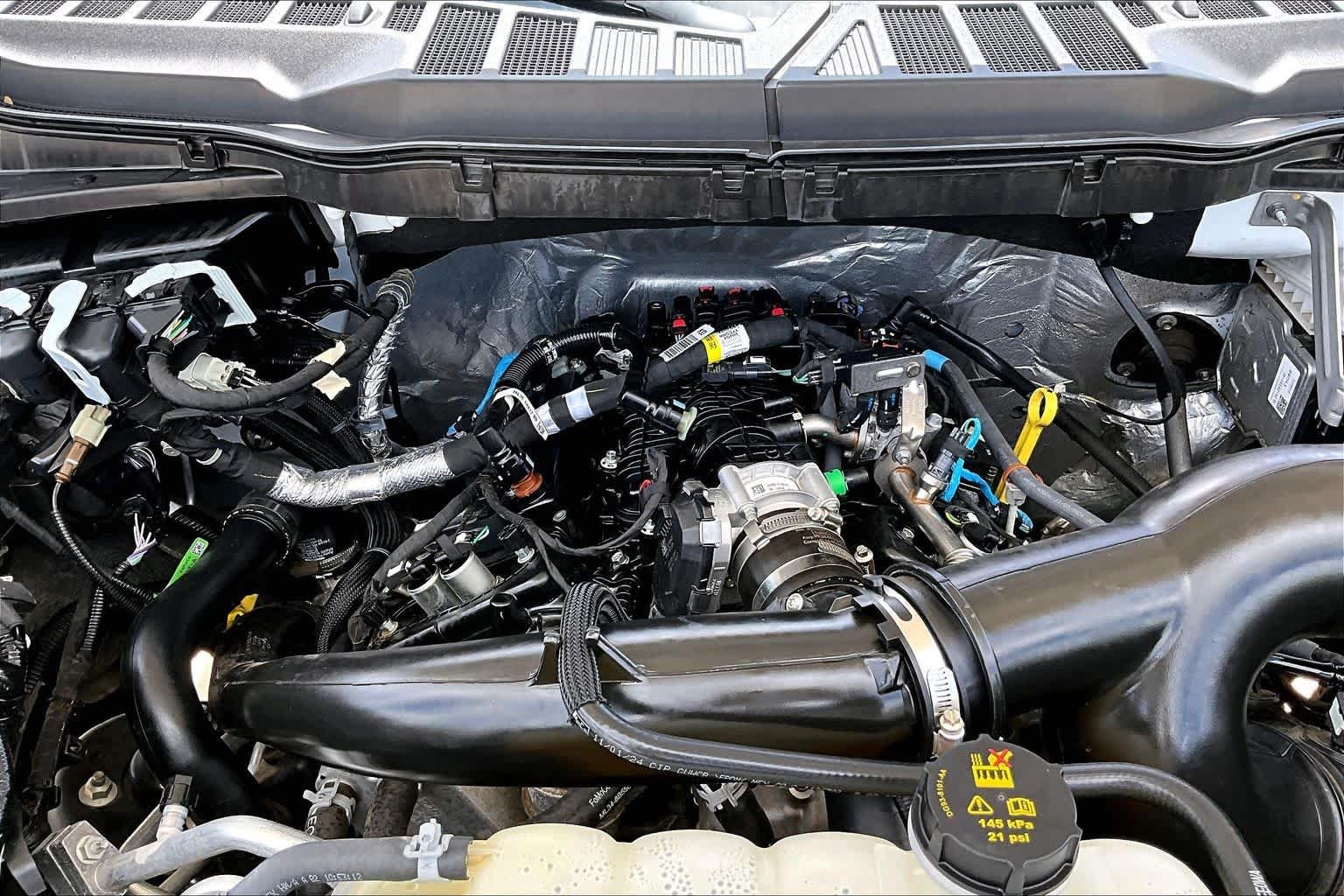 Used 2025 Oxford White Ford STX image 33