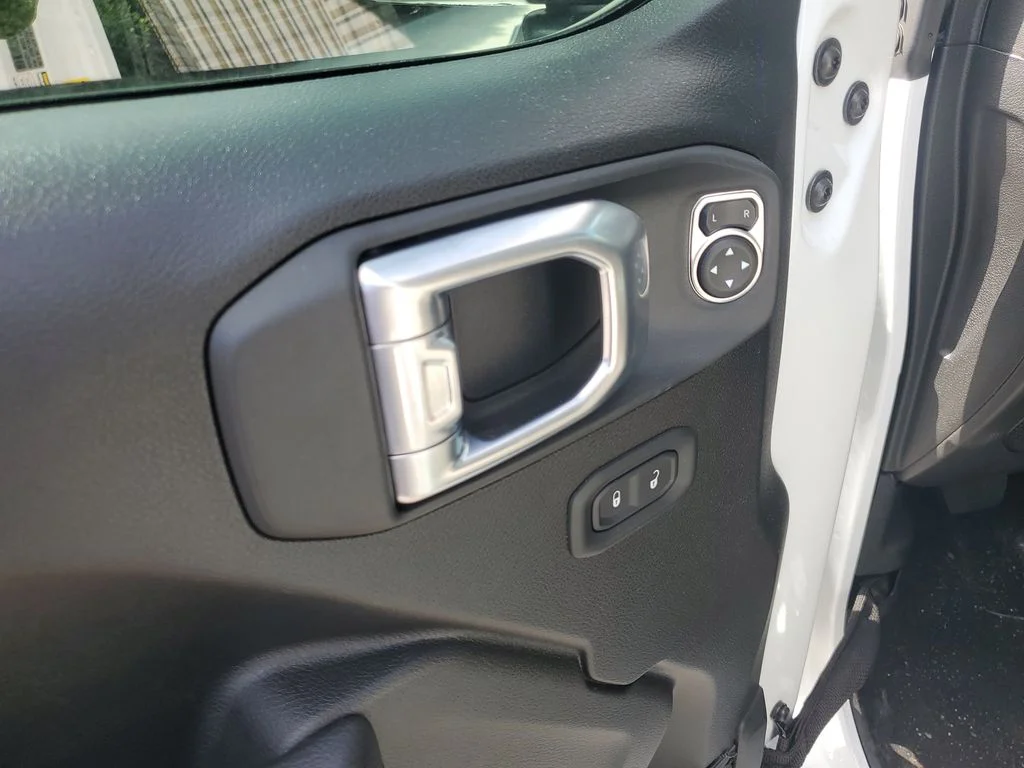 New 2026 White Jeep 85th Anniversary Edition image 11