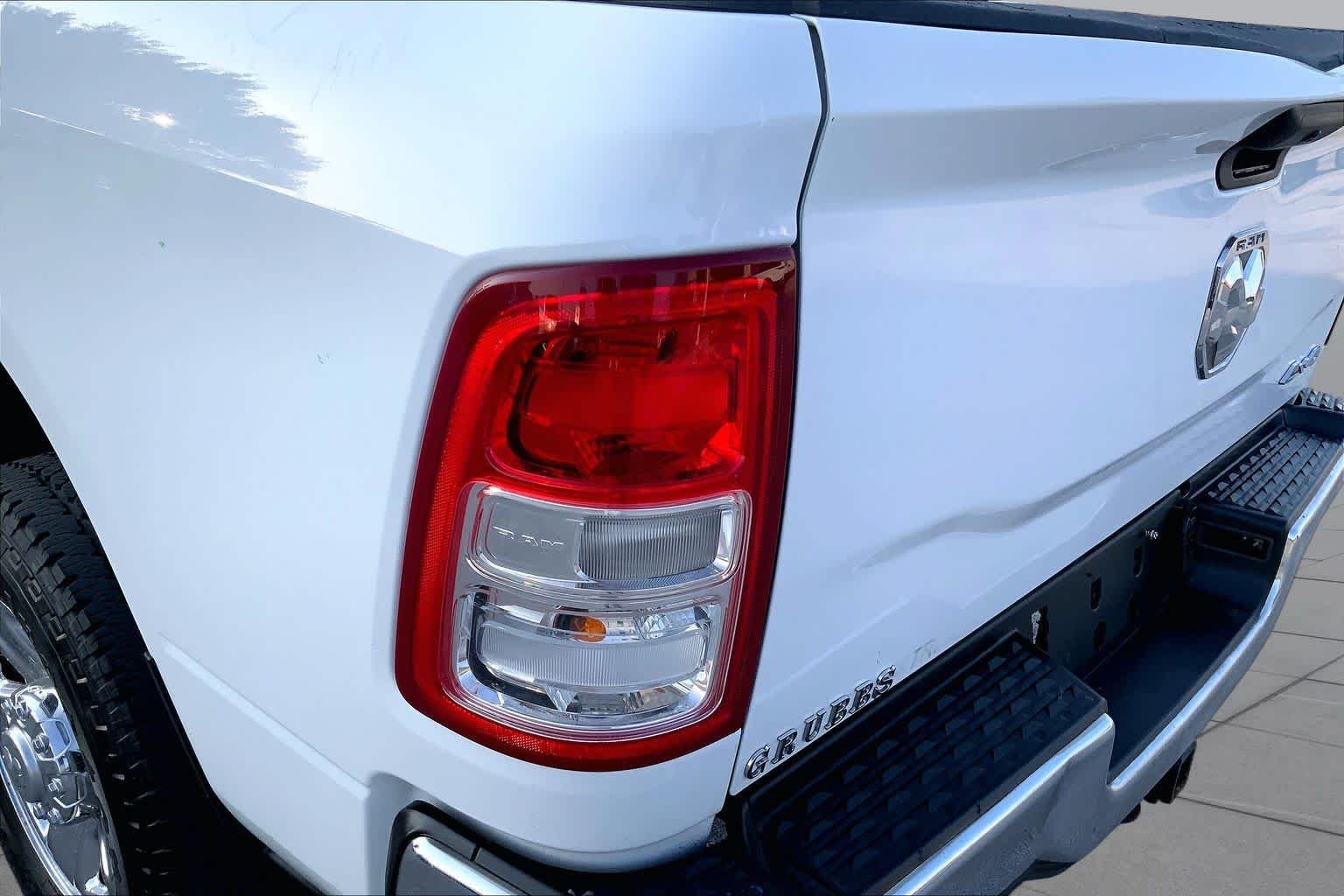 Certified Used 2022 Bright White Clearcoat Ram Tradesman image 25