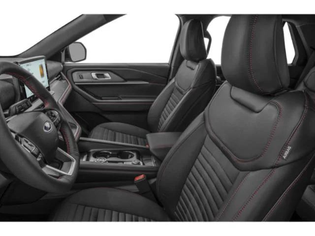 Used 2025 Agate Black Metallic Ford ST-Line image 11