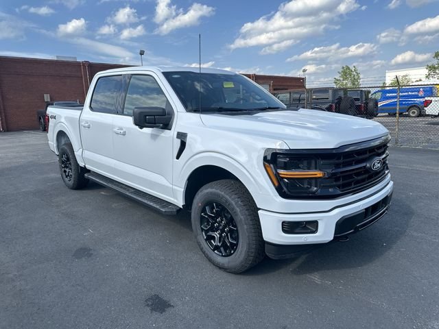 New 2026 White Ford XLT image 11