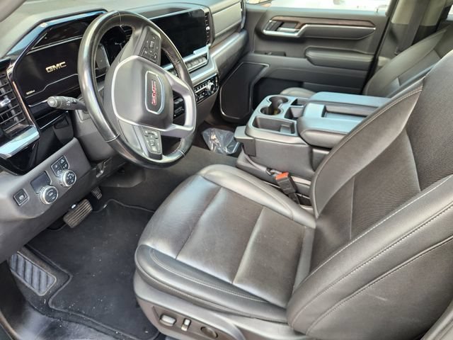 Used 2025 Onyx Black GMC SLT image 8