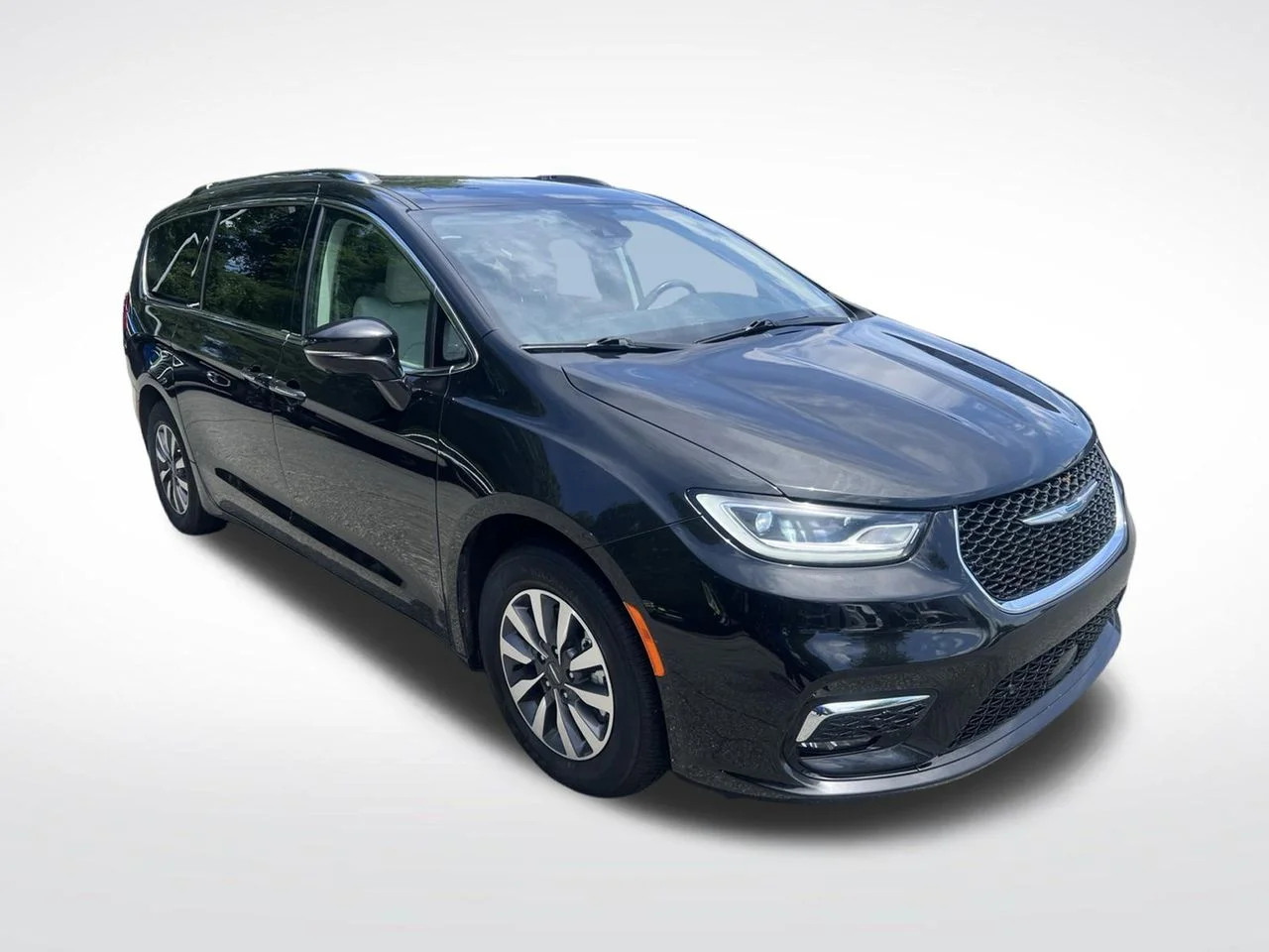 Used 2021 Black Chrysler Touring L image 9