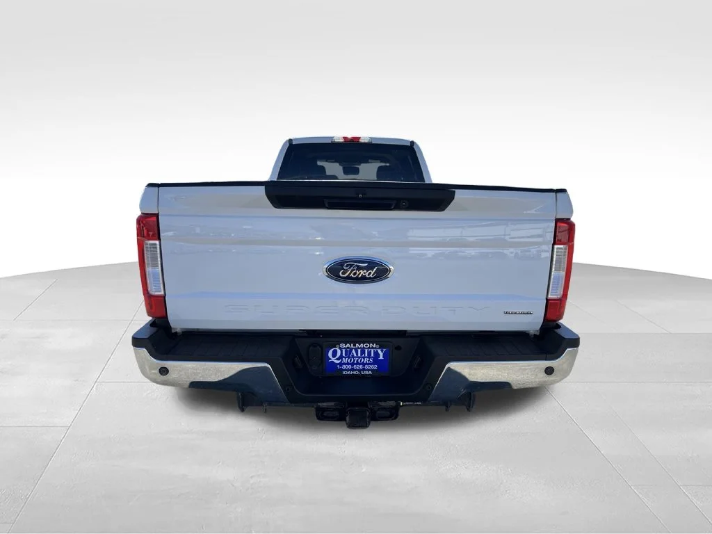 Used 2017 White Ford XLT image 6