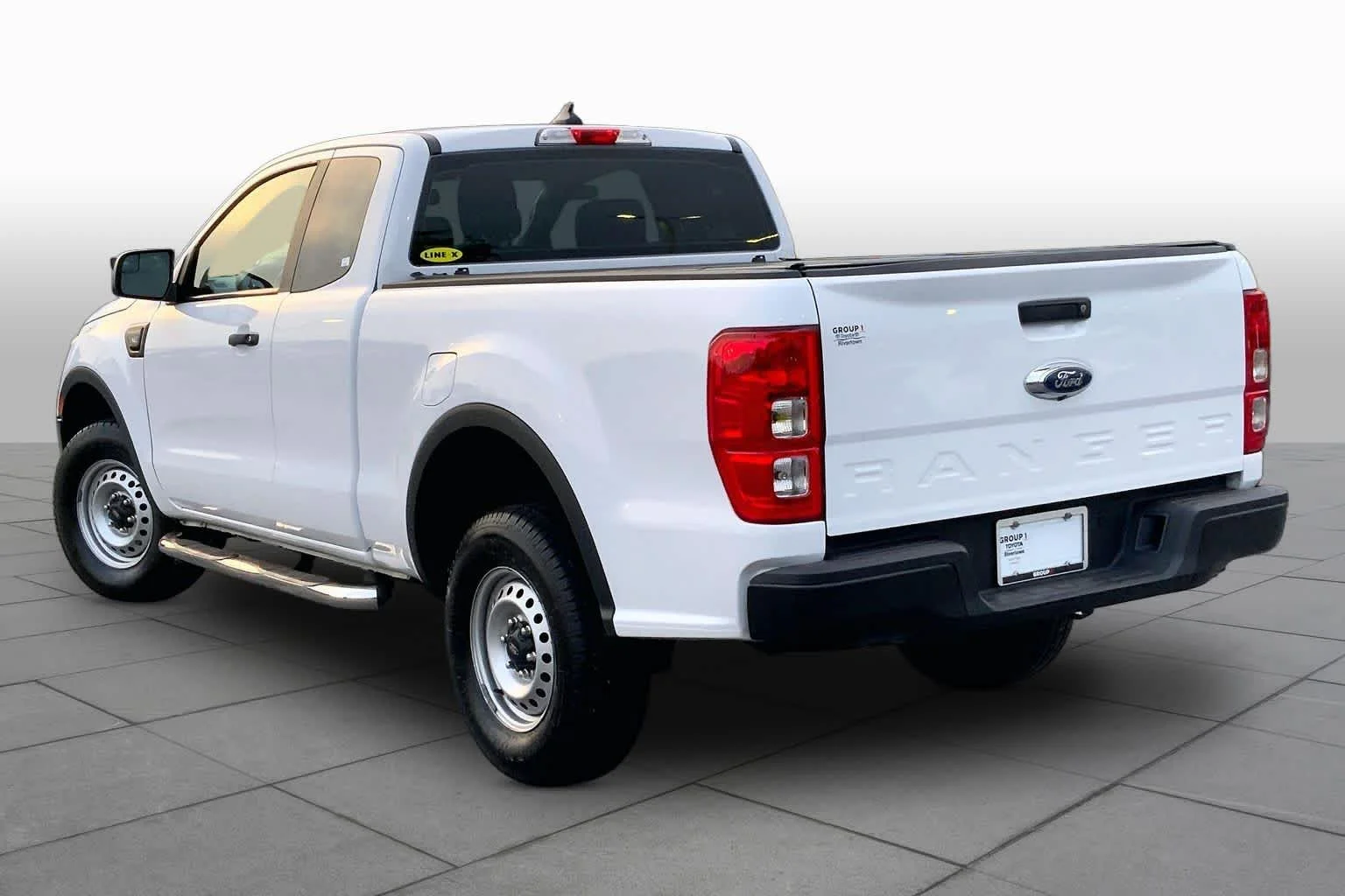 Used 2023 Oxford White Ford XL image 13