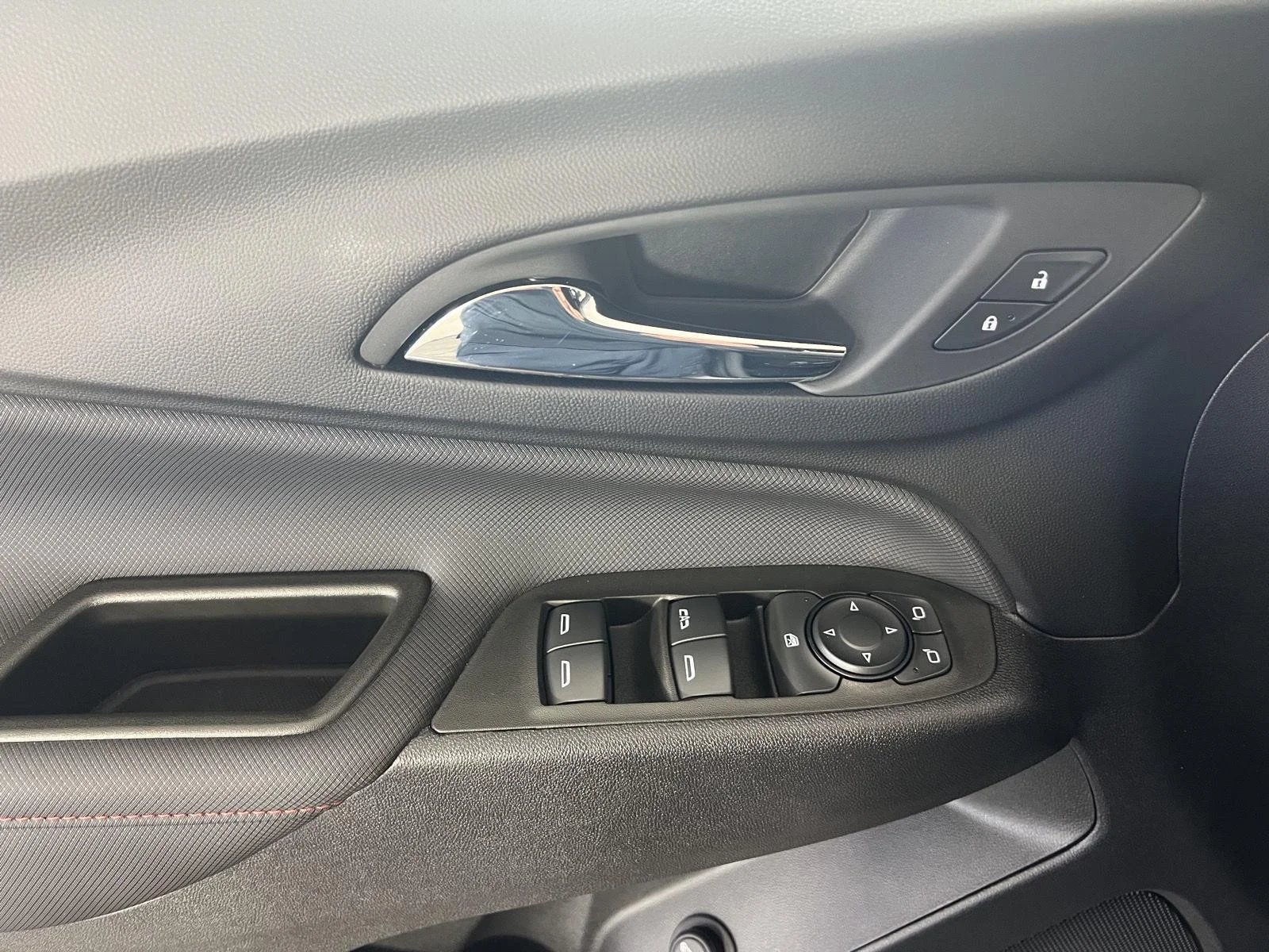Used 2024 Sterling Gray Metallic Chevrolet RS image 6