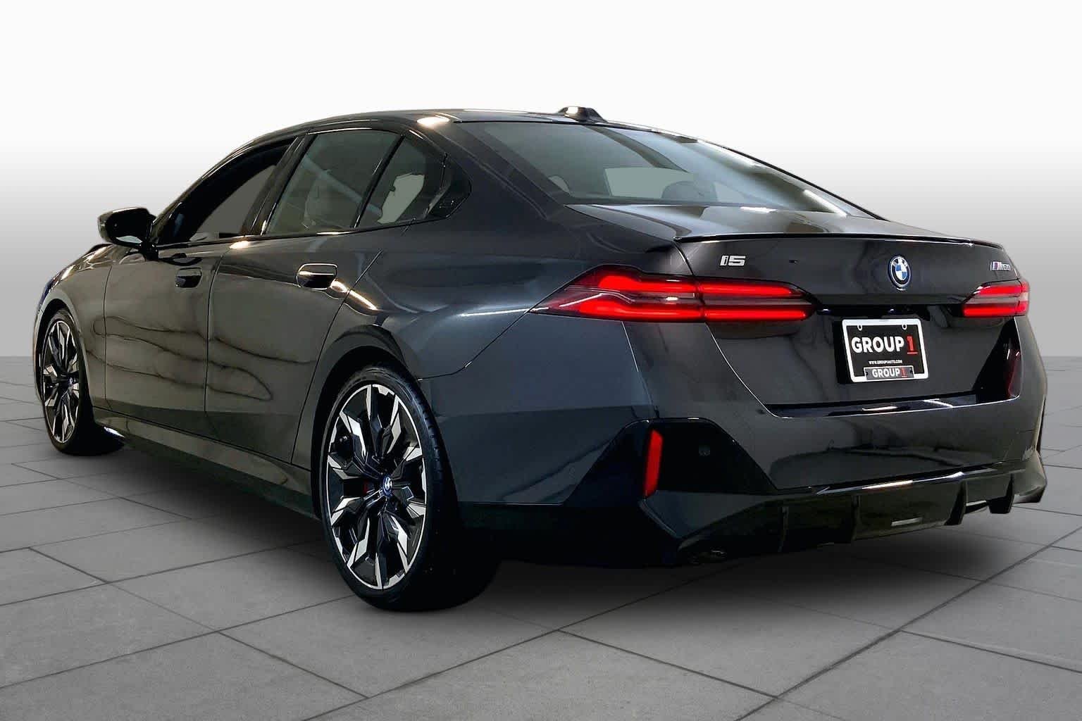 Certified Used 2024 Dark Graphite Metallic BMW M60 image 11