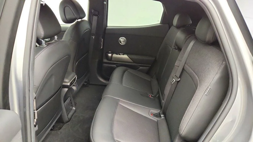 Used 2025 Savile Silver Genesis Standard RWD image 22