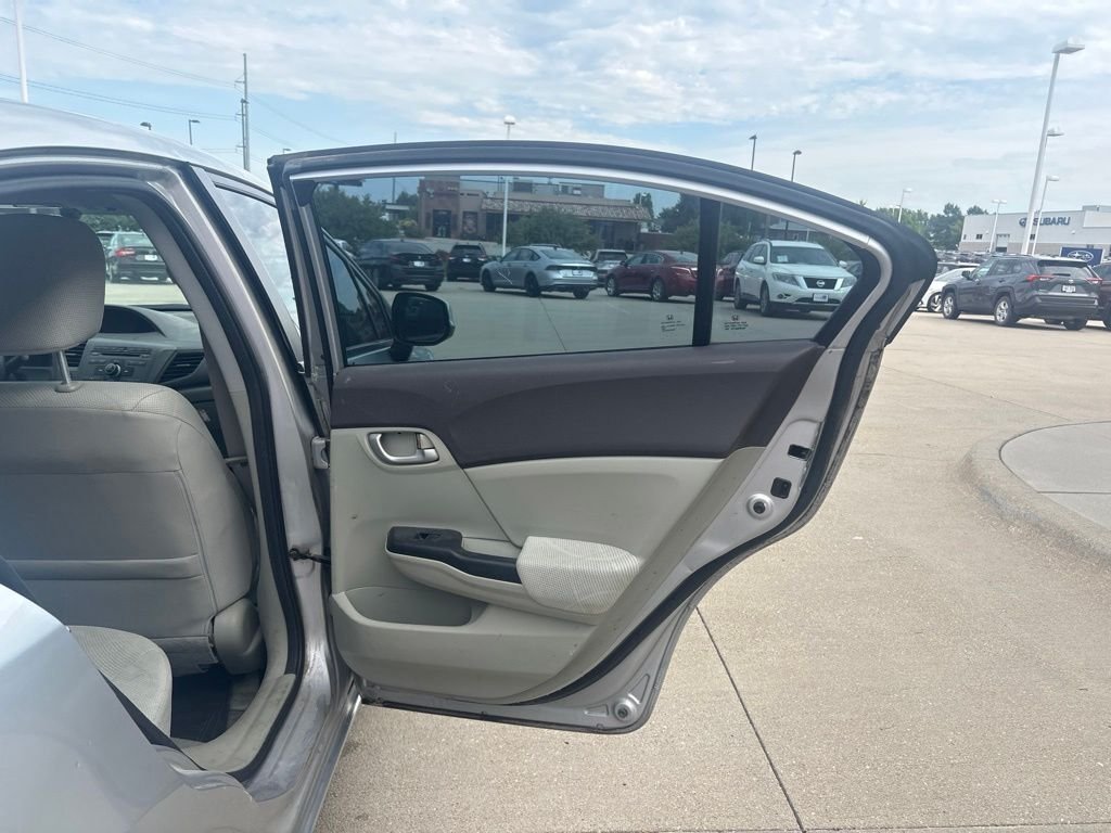 Used 2012 Silver Honda LX image 26