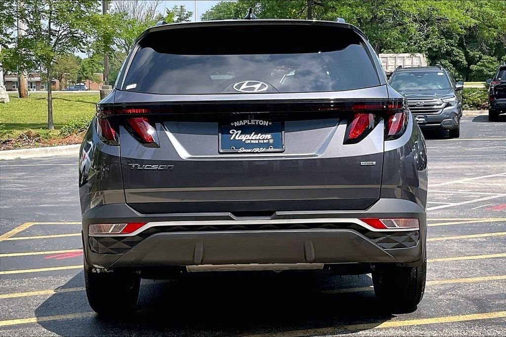 Used 2024 Gray Hyundai SEL image 3