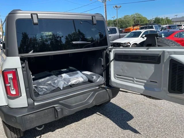 New 2026 AVALANCHE GRAY Ford Outer Banks image 9