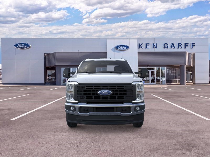 New 2026 Oxford White Ford XL image 7
