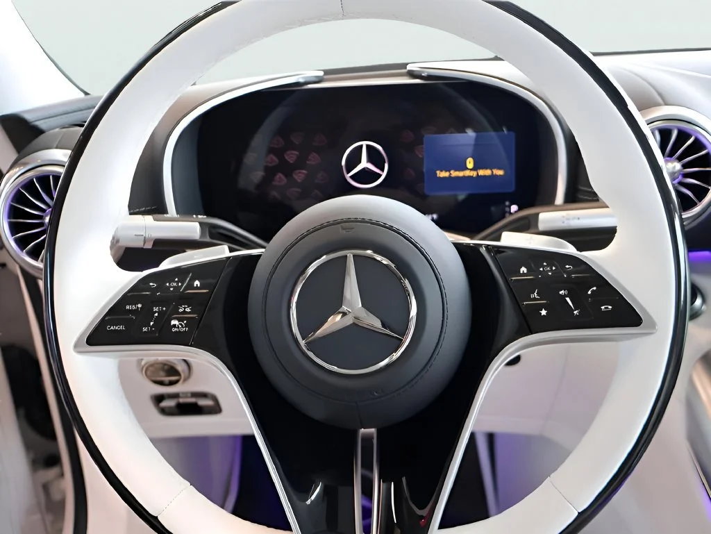 New 2026 MANUFAKTUR moonlight white magno (White Ambiance) Mercedes-Benz Maybach SL 680 image 89