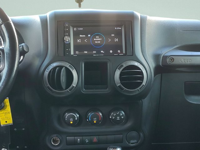 Used 2013 Green Jeep Unlimited Sport image 13