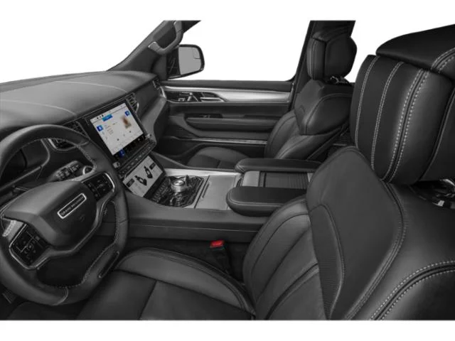 Used 2024 Baltic Gray Metallic Clearcoat Jeep Series II image 9