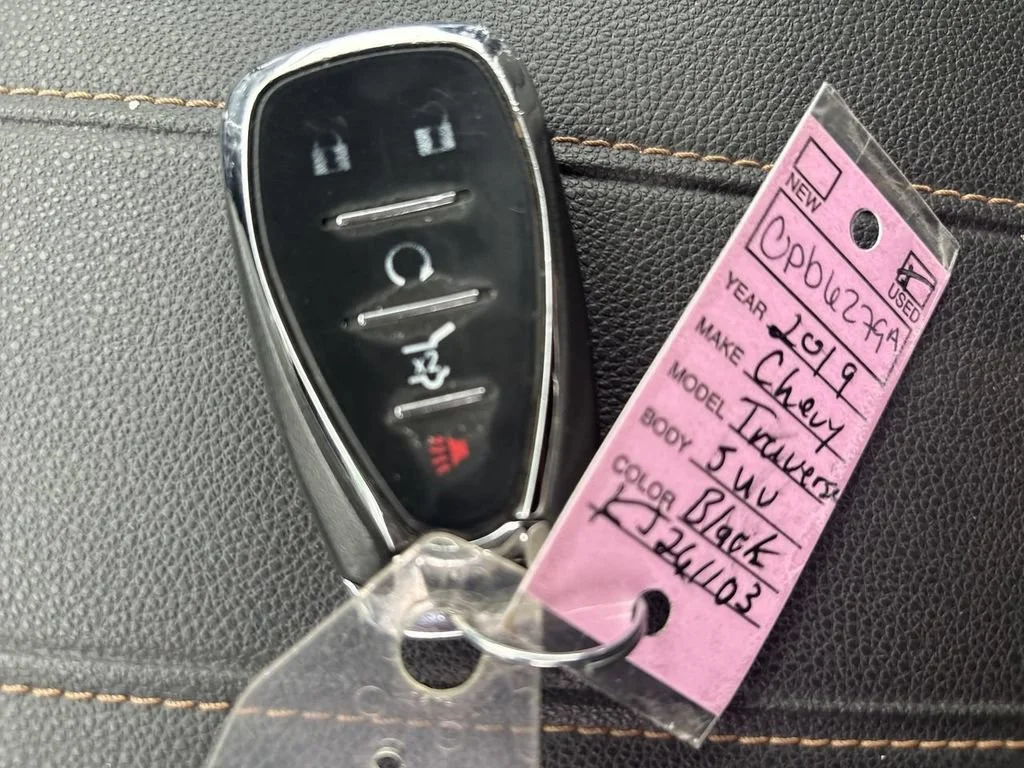 Used 2019 MOSAIC BLACK METALLIC Chevrolet LT Cloth image 17