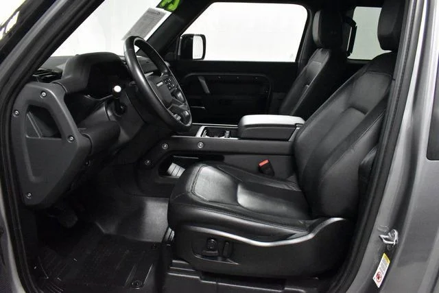 2024 Land Rover Defender X-Dynamic SE - Photo 12