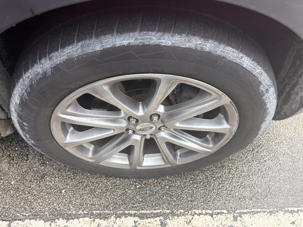 Used 2016 Red Ford Limited image 8