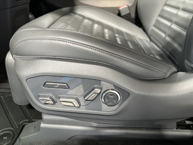 Certified Used 2024 Ocean Blue Kia Land image 18