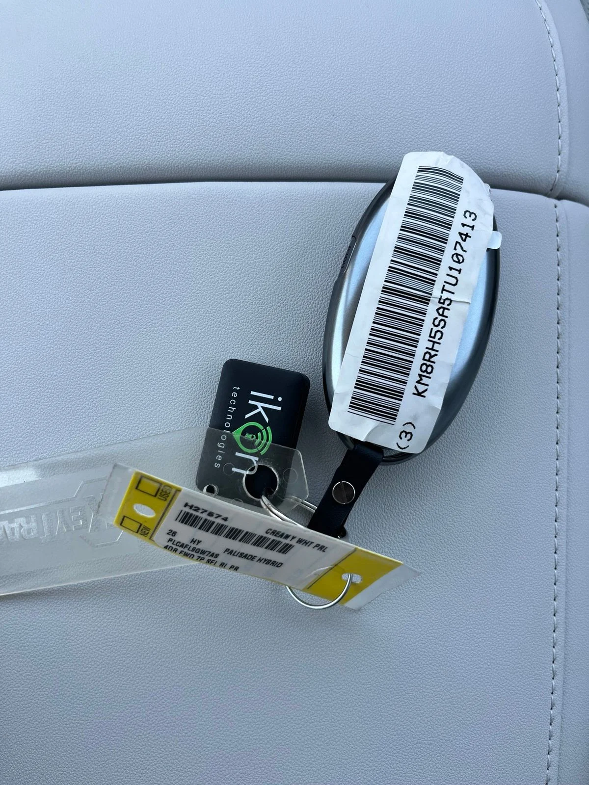 New 2026 White Hyundai Blue SEL Premium image 26