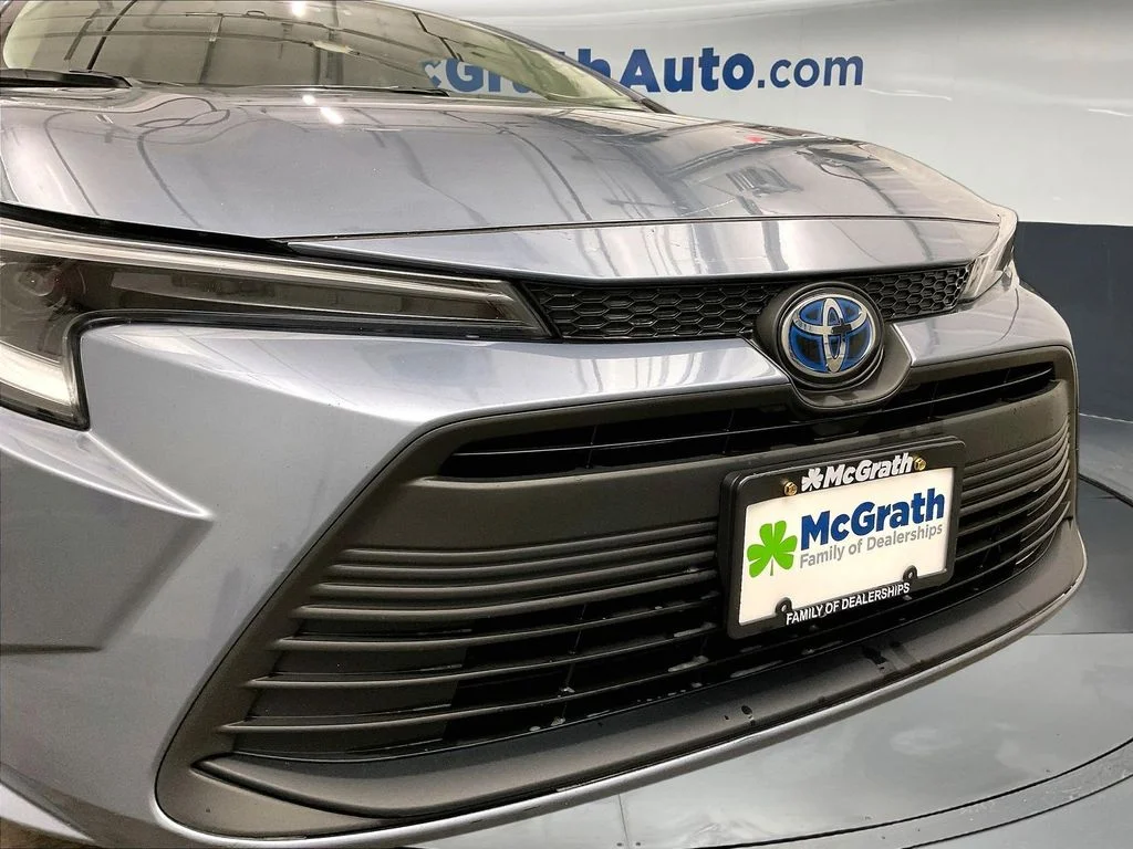 Certified Used 2023 Gray Toyota LE image 32