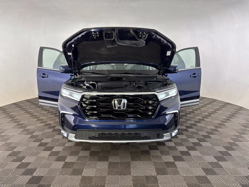Certified Used 2025  Honda Elite image 12