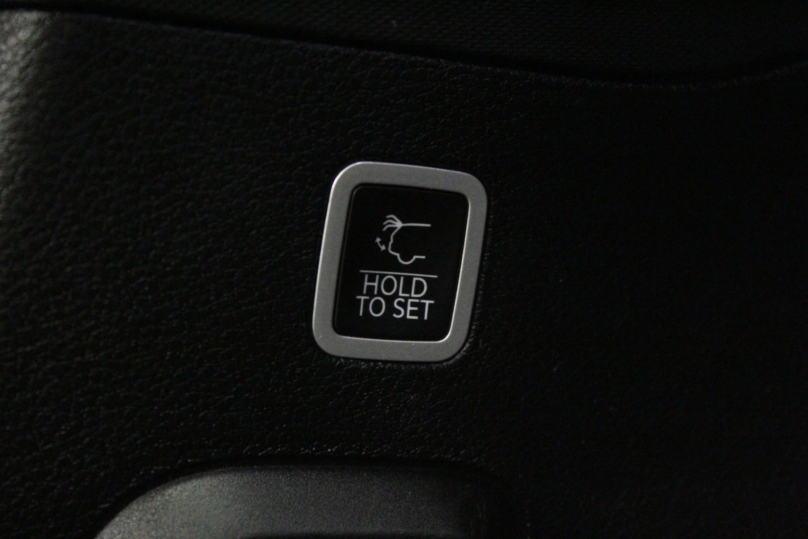 Used 2024 Diamond Black Crystal Pearlcoat Jeep Series II image 16