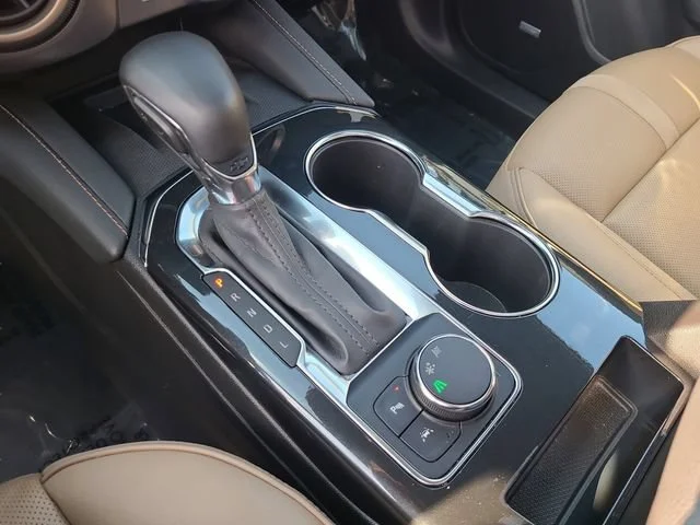 Used 2024 Iridescent Pearl Tricoat Chevrolet Premier image 34
