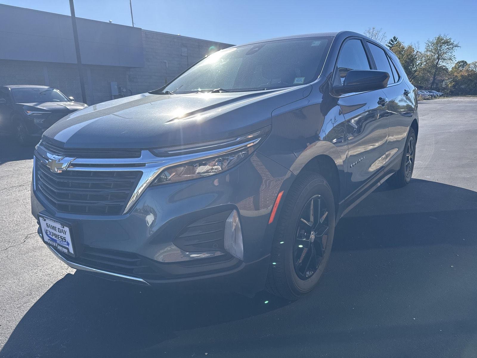 Used 2024 Lakeshore Blue Metallic Chevrolet LT image 3